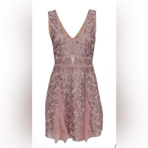 BCBG Max Azria - Blush Flora Metallic Lace Sleeveless Sheath Dress W/ Mesh